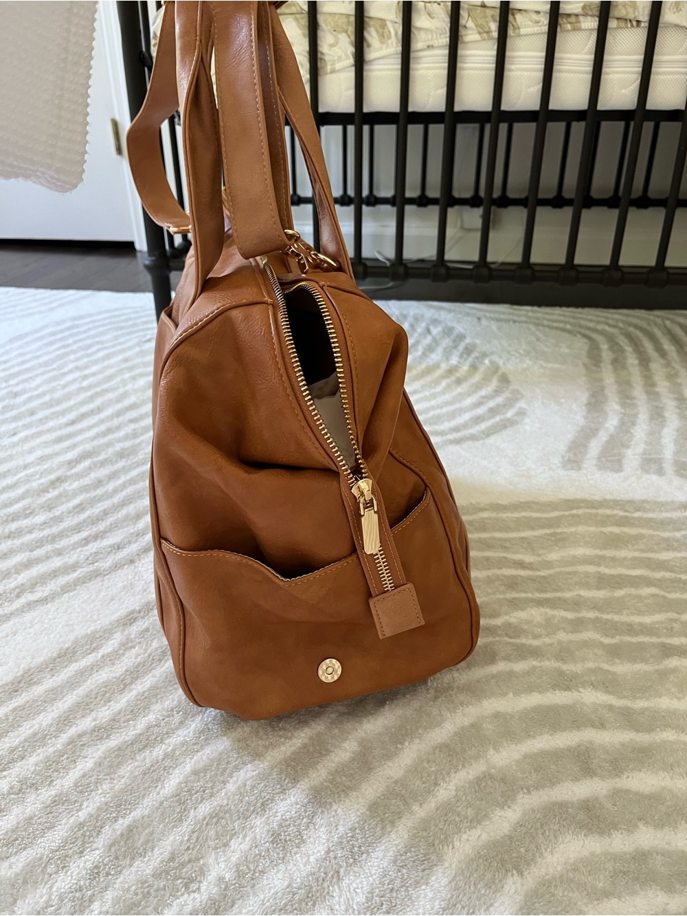 NWOT Huge Miss Fong Vegan Leather Diaper Bag Weekender Tote Bag in Cognac - Picture 6 of 12